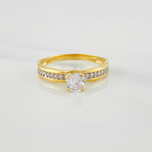 Anillo Solitario Churumbela 1.95 g / T6 Dos Oros Amarillo Blanco 18K