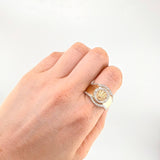 Anillo Cinturón Bordeado Corona 6.2 g / T10 1/4 Dos Oros Amarillo Blanco 18K