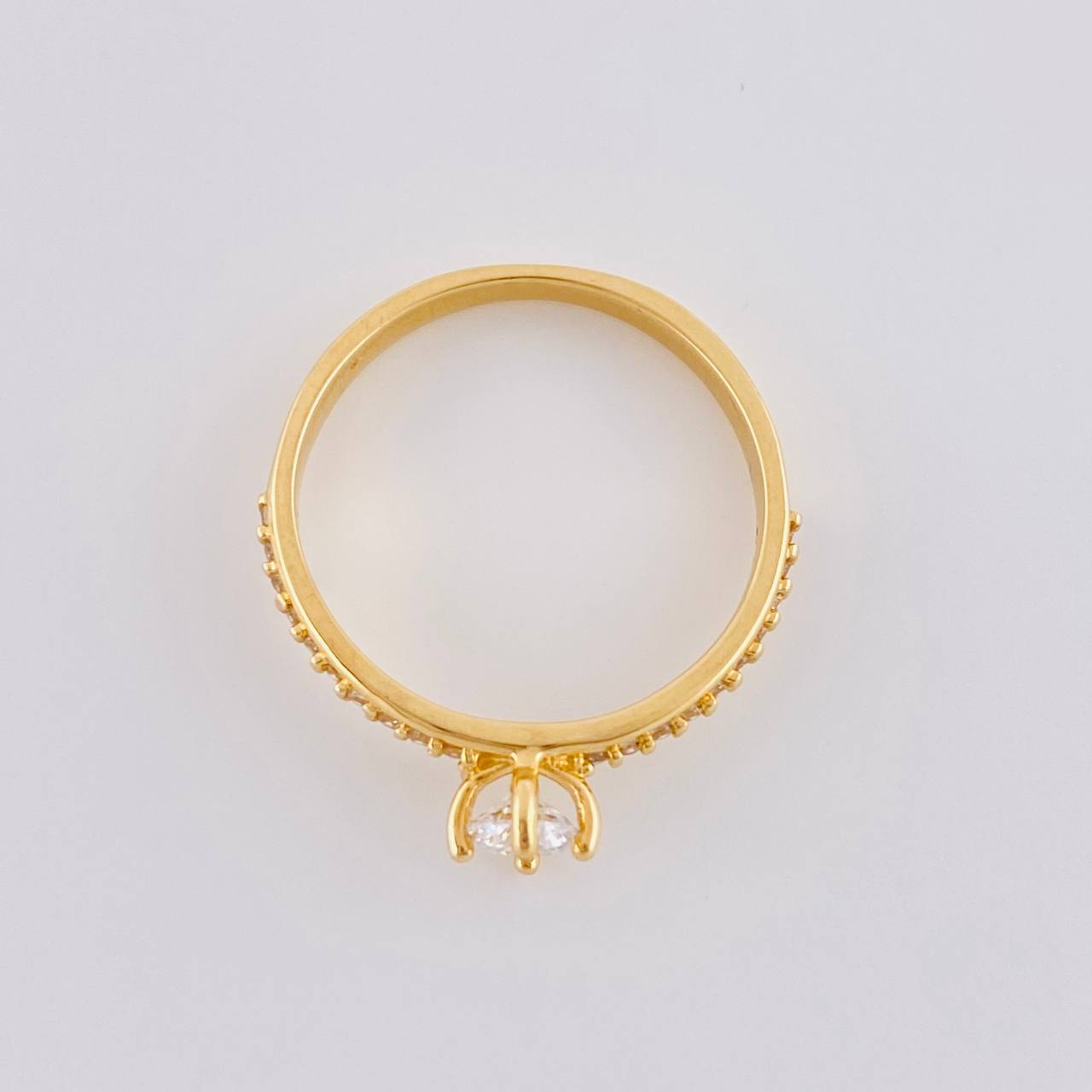 Anillo Solitario Cuatro Garras 2.55 g / T7 1/4 Oro Amarillo 18K