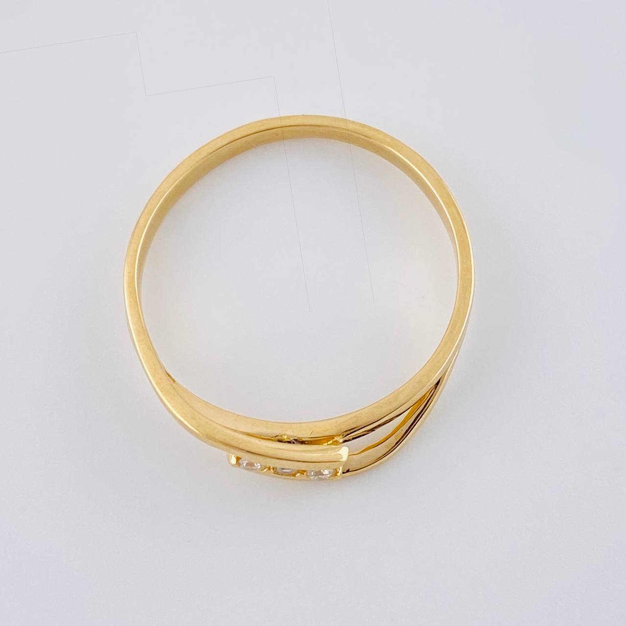 Anillo Lineas De Idra 2.25 g / T7 1/2 Oro Amarillo 18K