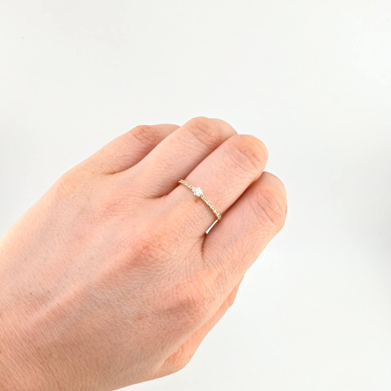 Anillo Solitario Chispas 1.35 g / T6 3/4 Oro Amarillo 18K