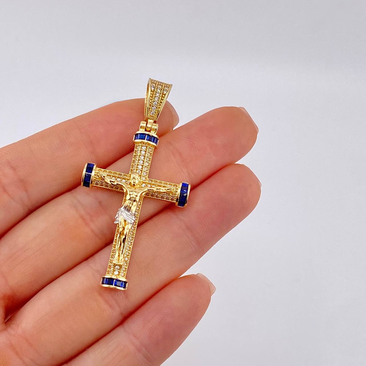 Dije Cruz Cristo Tornillo 7.85 g / 5.2 cm Dos Oros Amarillo Blanco 18K