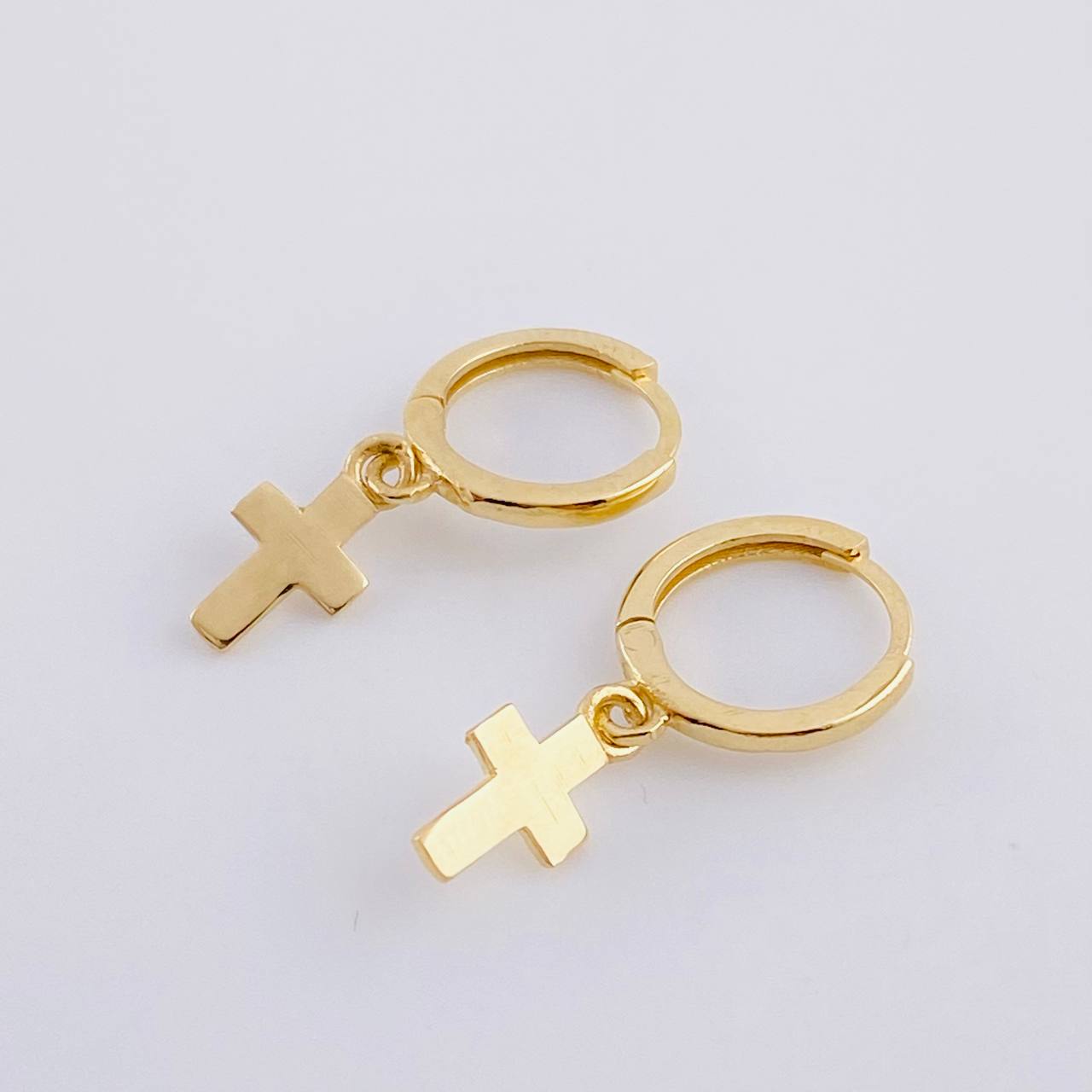Candongas Cruz 1.5 g / 3.2 cm Oro Amarillo 18K