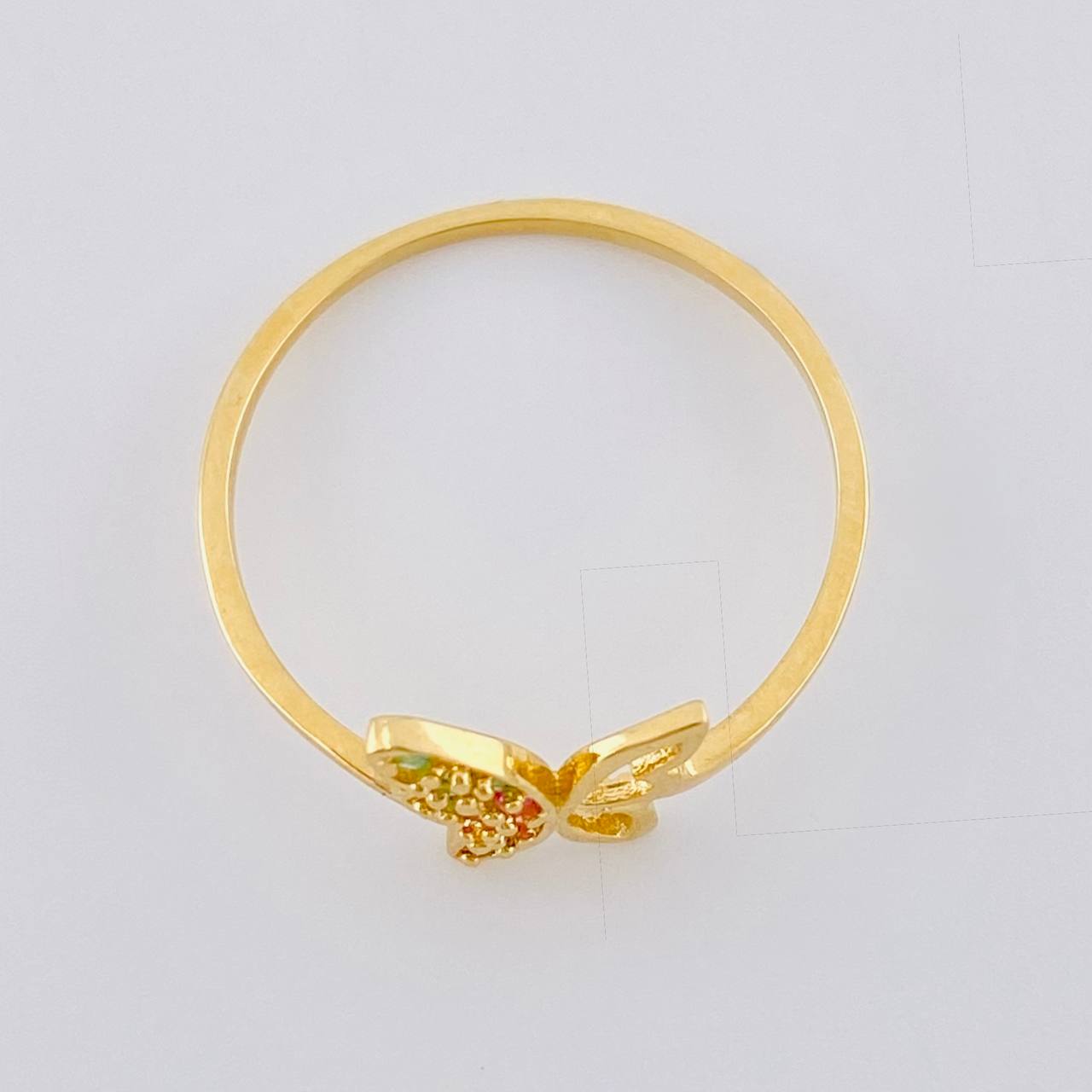 Anillo Silueta Mariposa 0.95 g / T5 1/2 Oro Amarillo 18K