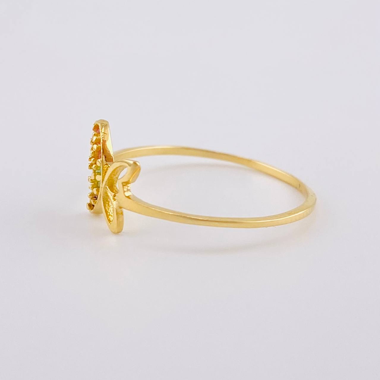 Anillo Silueta Mariposa 1 g / T7 1/2 Oro Amarillo 18K