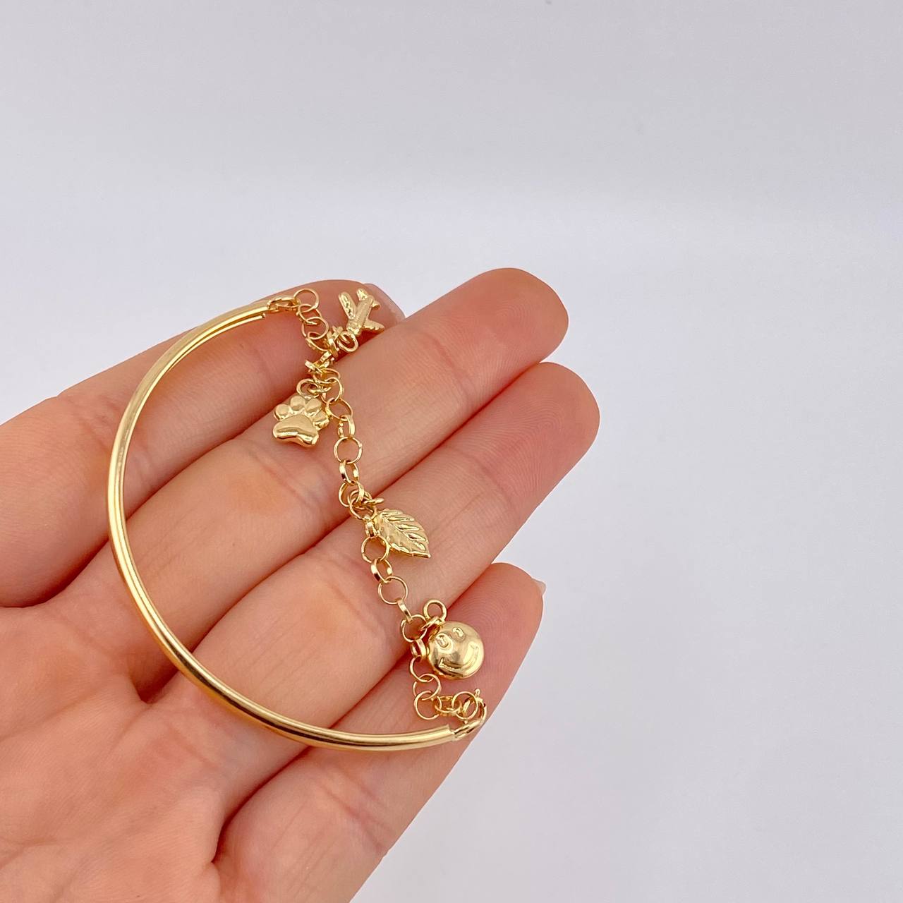 Pulso Roll On Casandra 4.6 g / 18.2 cm / 3.2 mm Oro Amarillo 18K