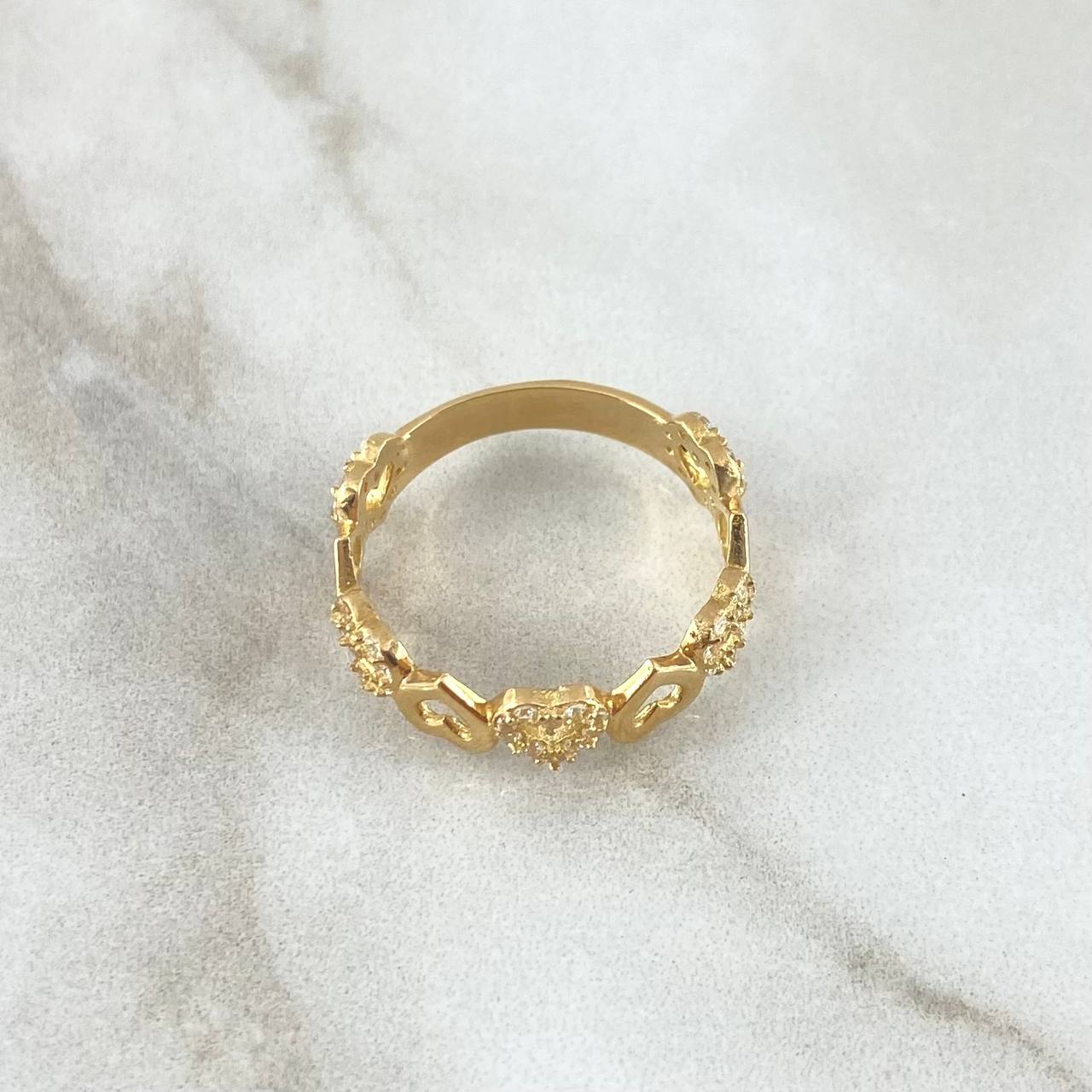 Anillo Corazones Intercalados 2.6gr / T6 1/2 / Circones Blancos - Lisos Oro Amarillo 18K *