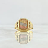 Anillo Sello Rectangulo Con Marco 4.65gr / T7 3/4 / Texturizado Tres Oros 18K