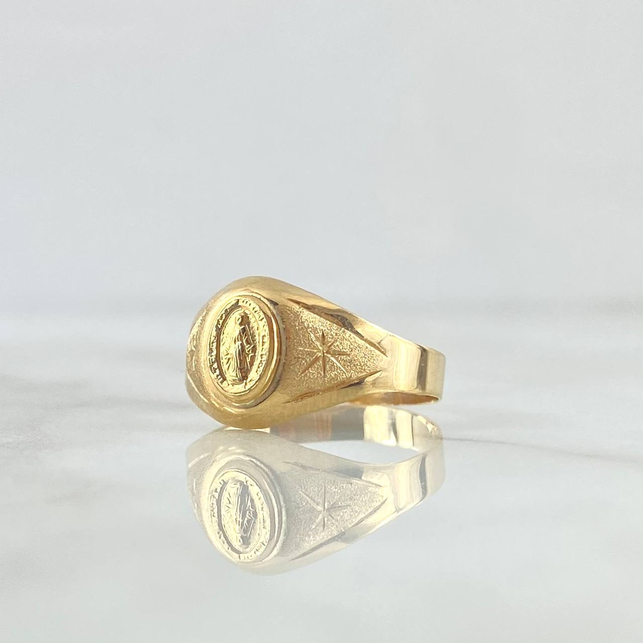 Anillo Sello Virgen Milagrosa 1.85gr / T9 / Oro 18K *