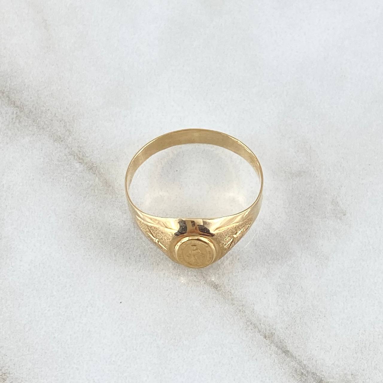 Anillo Sello Mate Virgen Milagrosa Estrellado 1.85gr / T7 1/2 / Oro Amarillo 18K