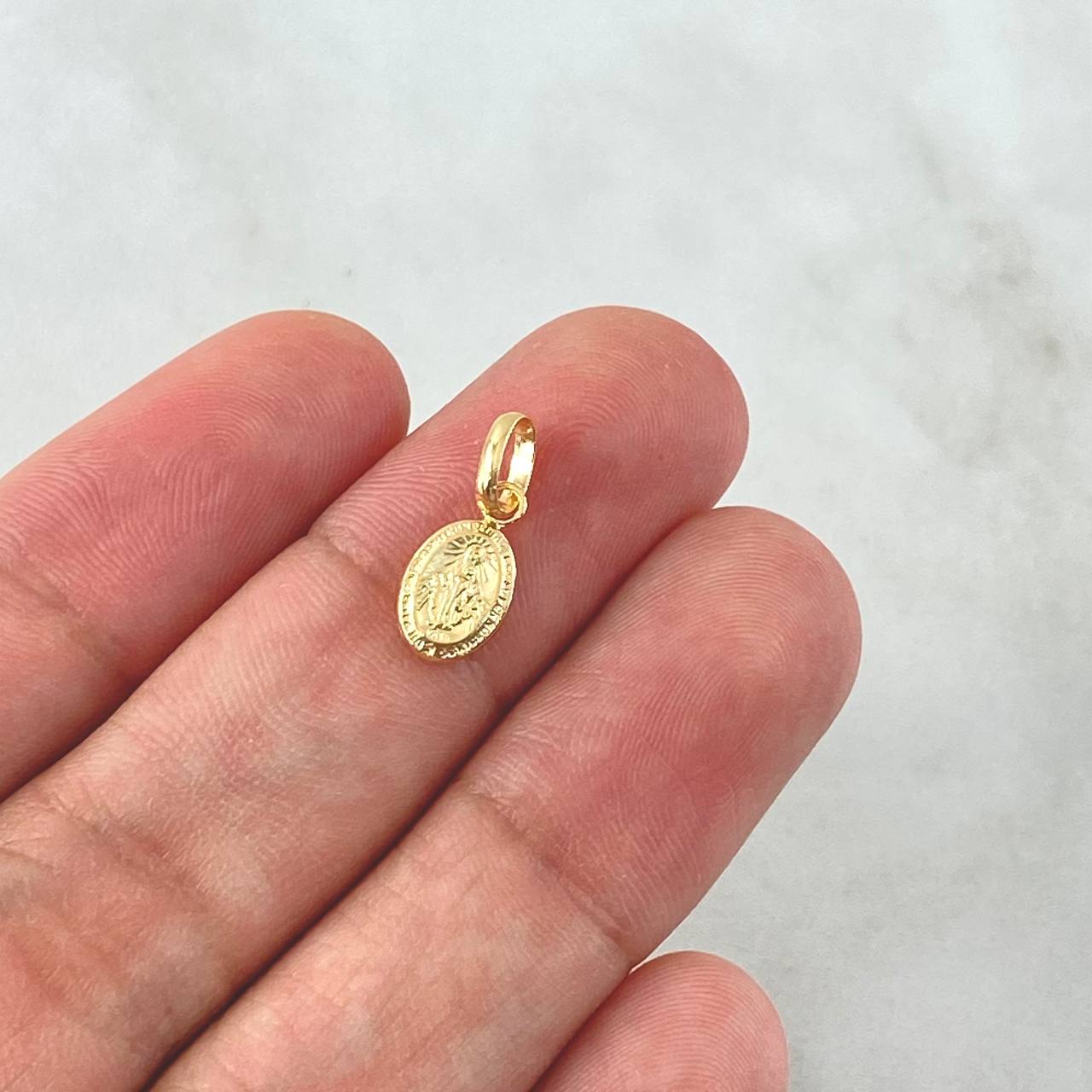 Dije Virgen Milagrosa 0.3gr / 1.5cm / Oro 18K *