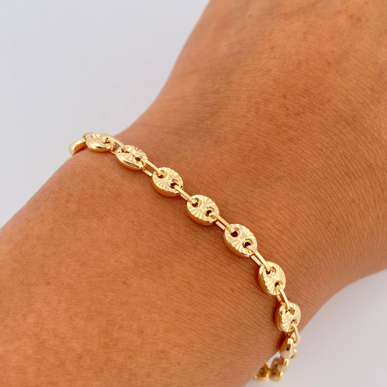 Pulso GC 4.4gr / 20cm / 4.5mm Diamantado Oro Amarillo 18K &