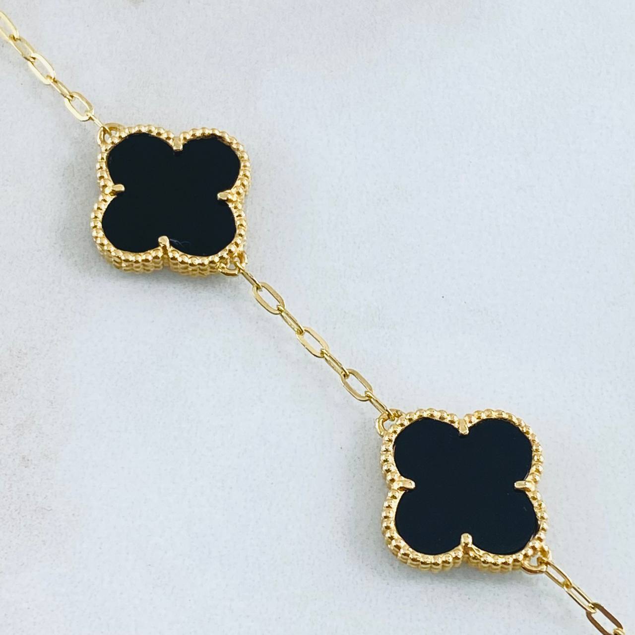 Pulso Aro Seguido Trebol 6.6gr / 17cm-19cm / Nac.Esp. Oro 18K ©