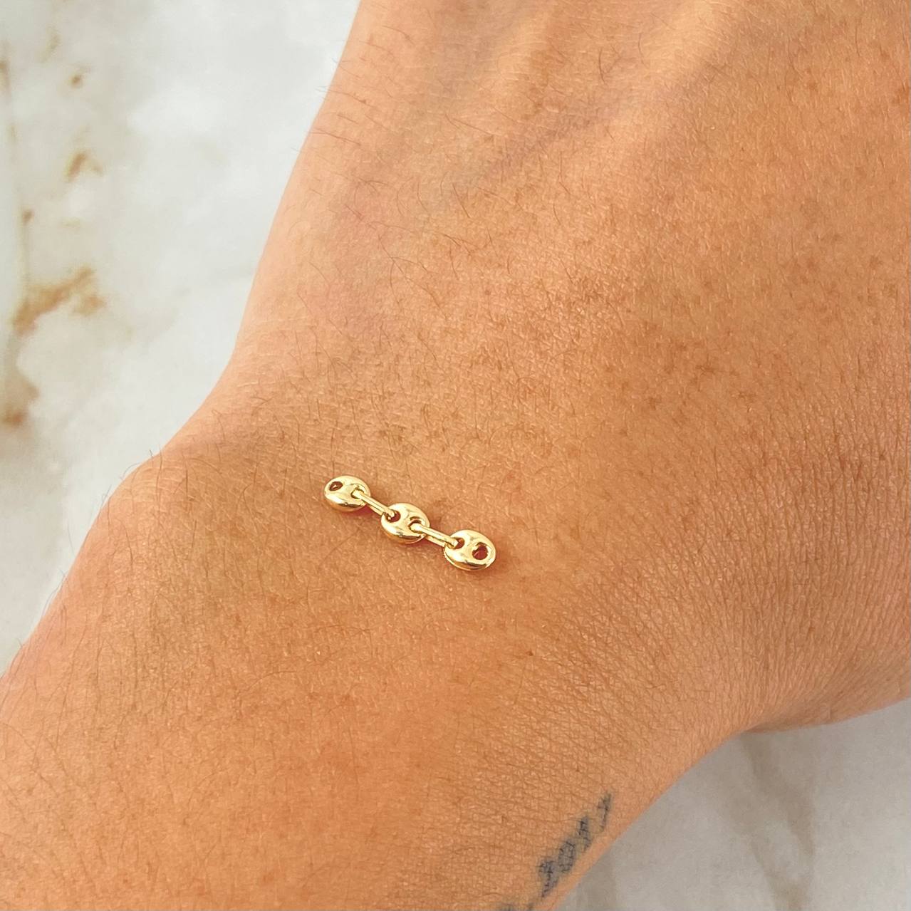 Herraje Retazo GC 0.3gr / 2cm / Oro 18K