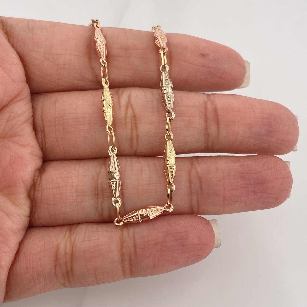 Pulso Rustico Dubai 2.6 g / 18.5 cm / 3.5 mm Tres Oros 18K