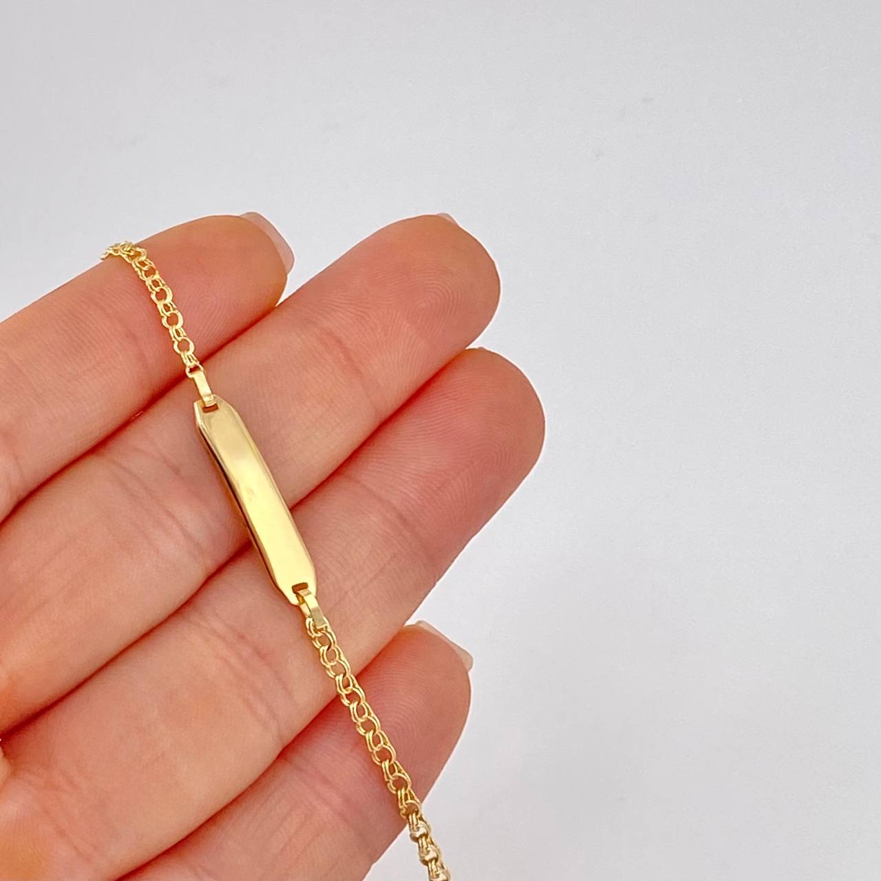 Pulso Bebé Aro Seguido Placa Rectangular Bordeada 1.3 g / 14.5 - 13 cm / 2.3 mm Oro Amarillo 18K