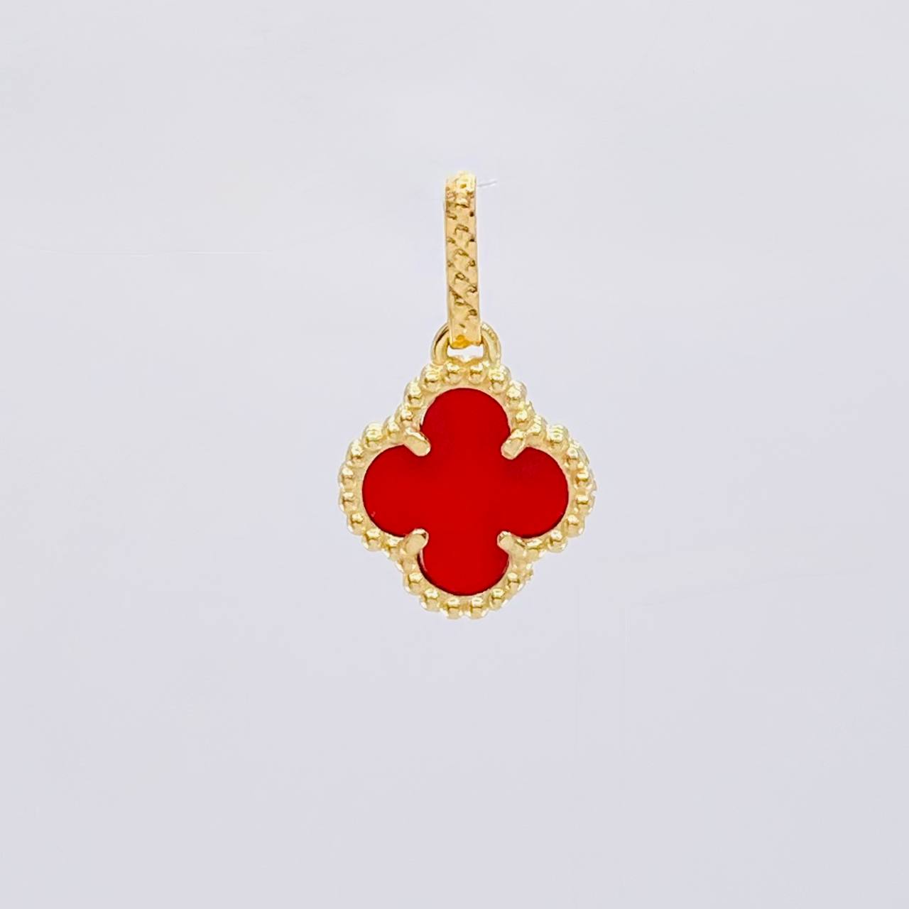 Dije Trebol Agata Roja 1.25 g / 2.8 cm Oro Amarillo 18K