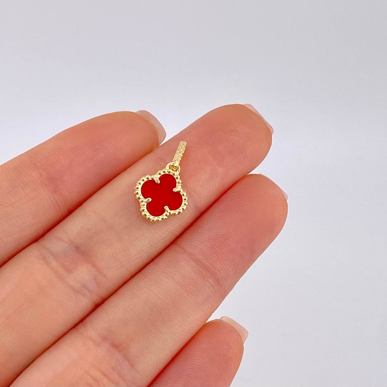 Dije Trebol Agata Roja 1.2 g / 2.8 cm Oro Amarillo 18K