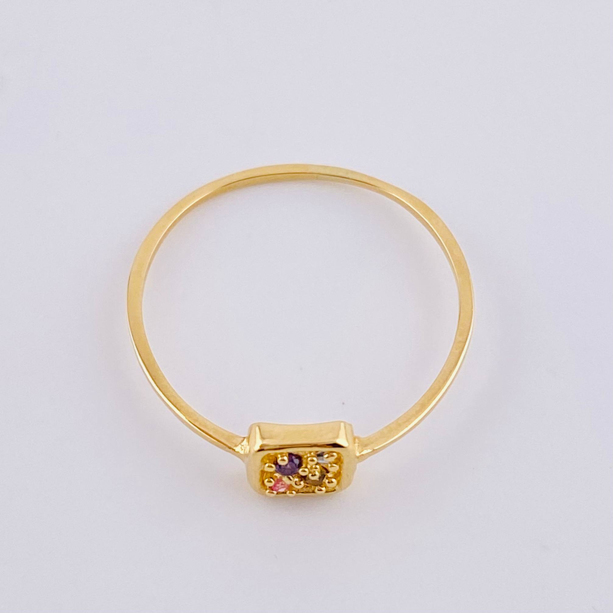 Anillo Cuadro Triqui 0.95 g / T8 Oro Amarillo 18K