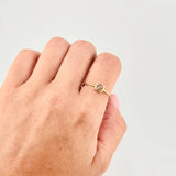 Anillo Cuadro Triqui 0.95 g / T8 Oro Amarillo 18K