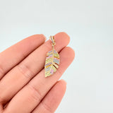 Dije Pluma Multicolor 2.4 g / 3.5 cm Oro Amarillo 18K