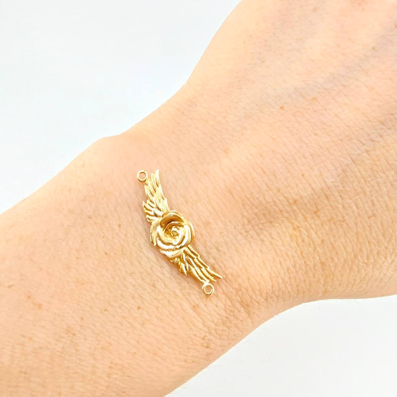 Herraje Rosa Angelical 1.5 g / 2.6 cm Oro Amarillo 18K