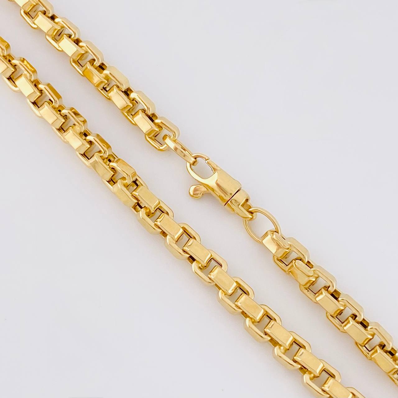 Cadena Veneciana Cuadrada 17.15g / 60cm / 4.5mm Oro Amarillo 18K