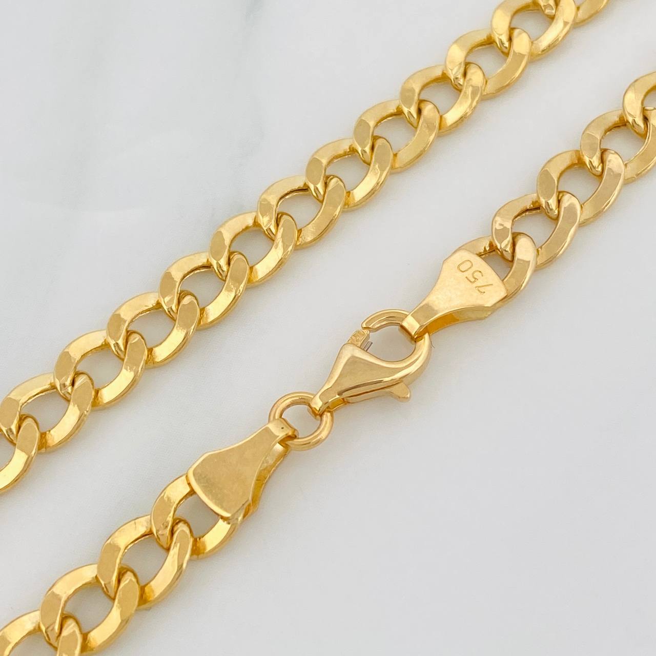 Pulso Cubano 5.25g / 19.5cm / 5.2mm Oro Amarillo 18K