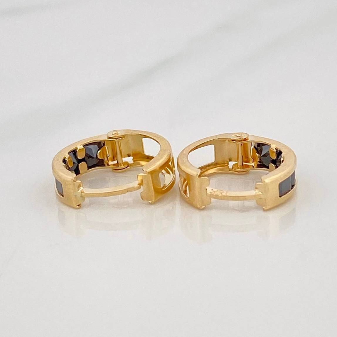 Candongas Carril 1.75g / 1.3cm Oro Amarillo 18K