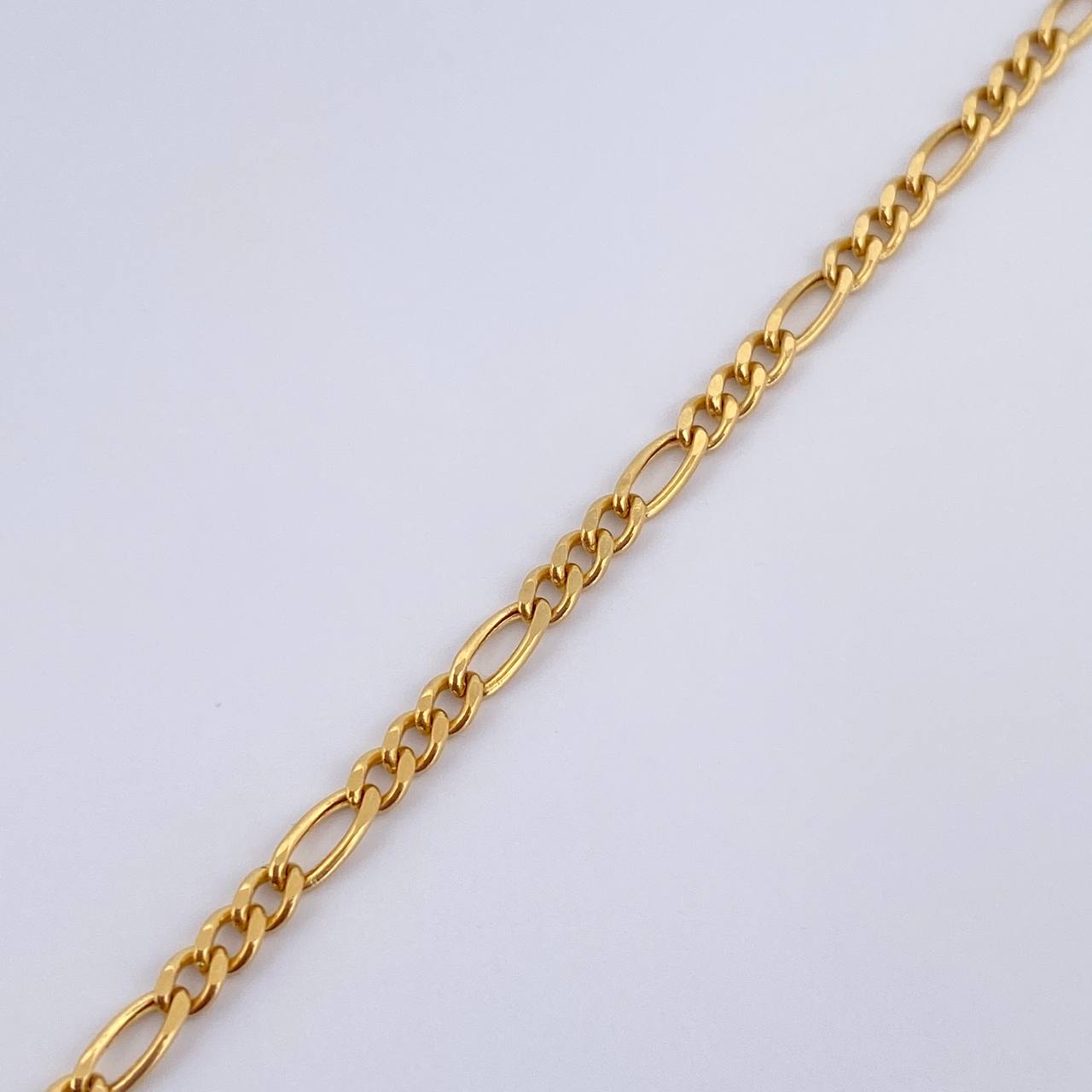 Pulso Figaro 2.3gr / 19cm / 2.7mm Oro Amarillo +1 18K &
