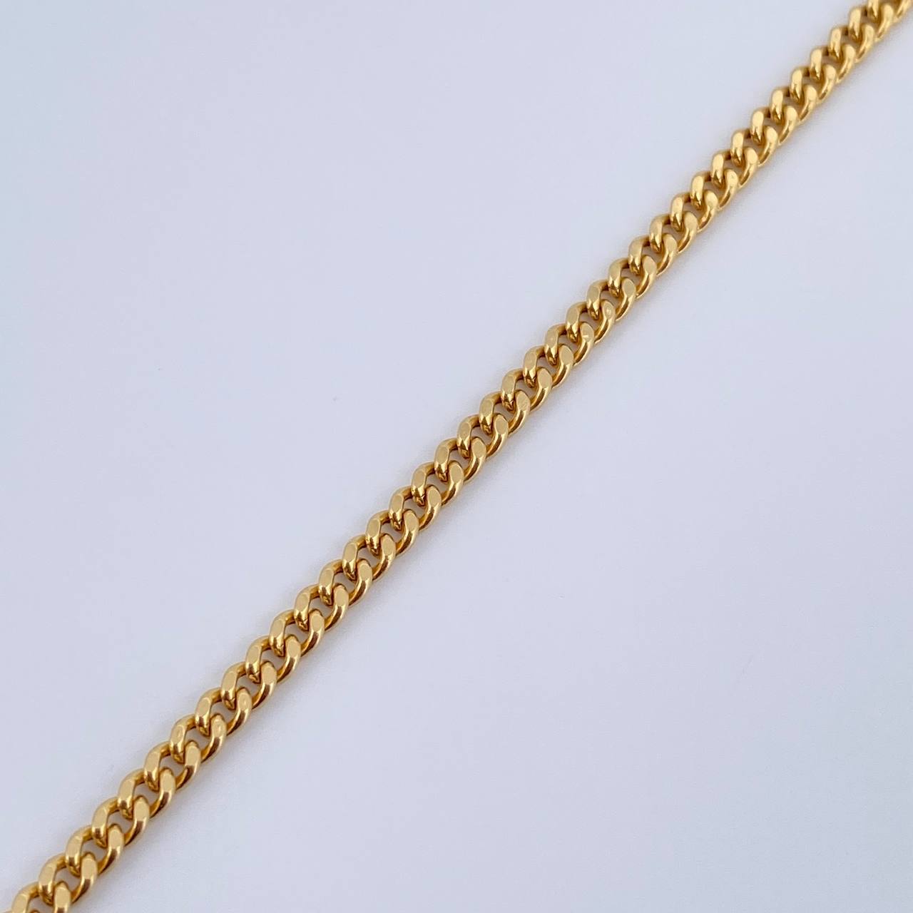 Pulso Cubano 2.8gr / 20.3cm / 2.6mm Oro Amarillo +1 18K &