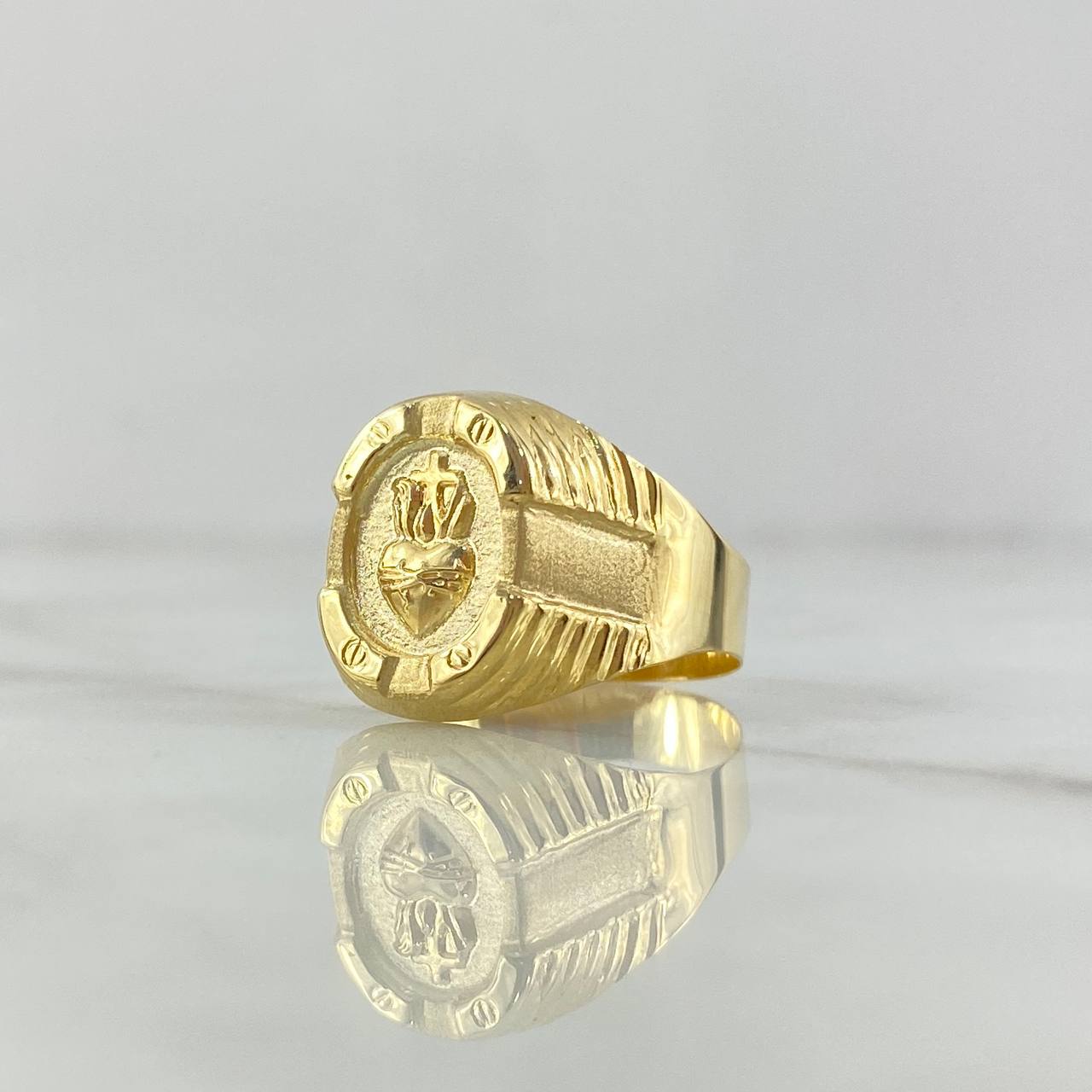 Anillo Sagrado Corazón De Jesús 2.35gr / T9 1/4 / Mate Texturizado Oro Amarillo 18K