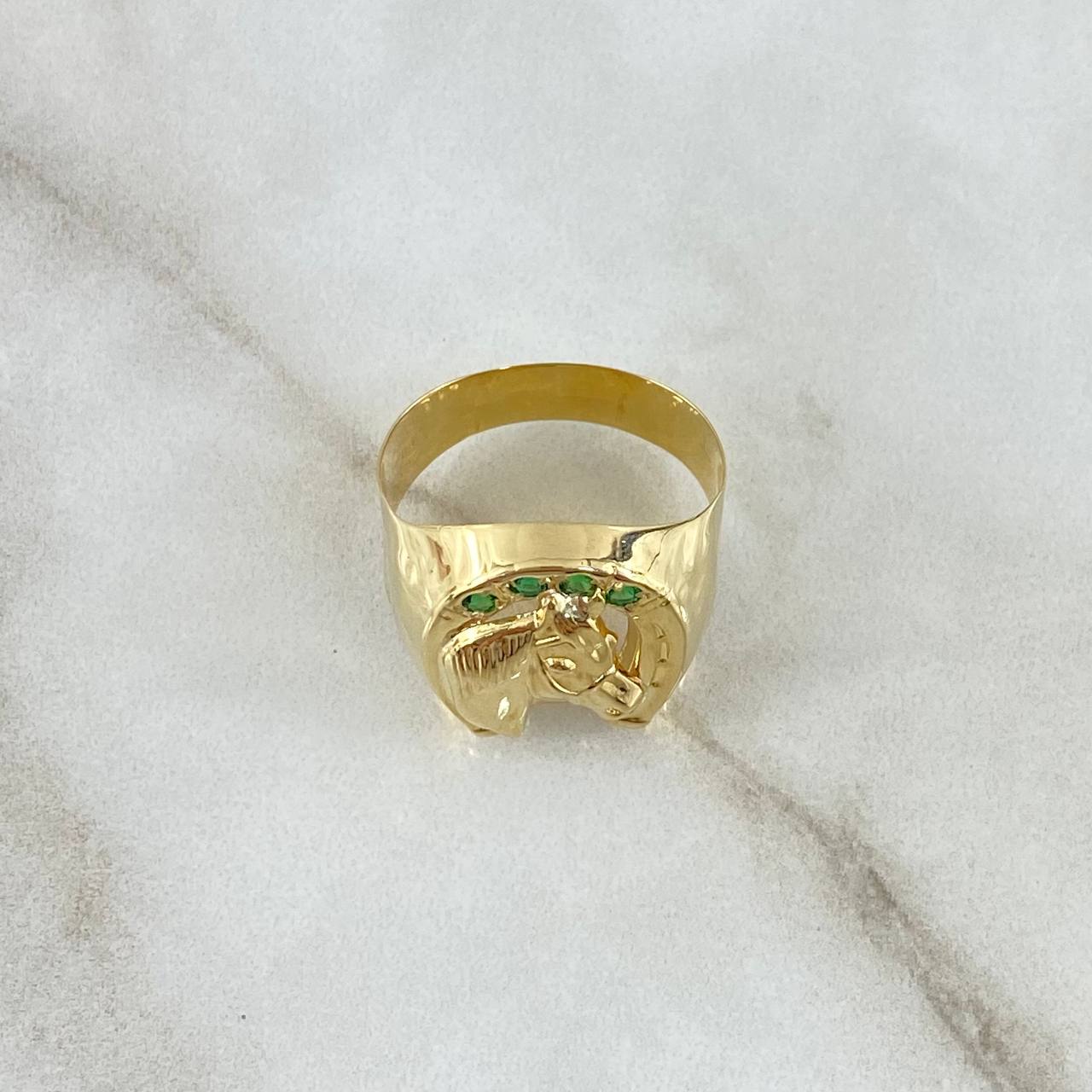 Anillo Sello Herradura Caballo 3.25gr / T9 1/2 / Circones Verdes Oro Amarillo 18K