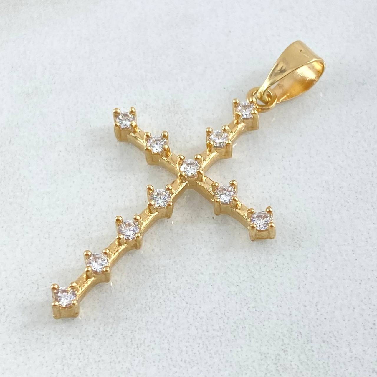 Dije Cruz 2.2gr / 3.8cm / Oro 18K