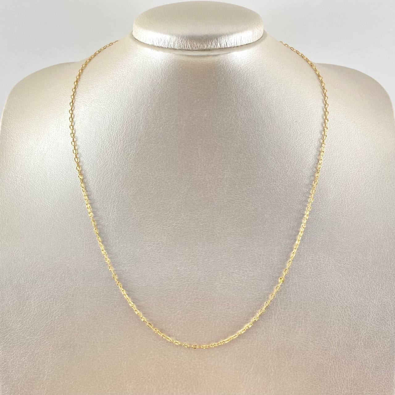 Cadena Aro Seguido 2.1gr / 50cm / Oro Amarillo +3 18K