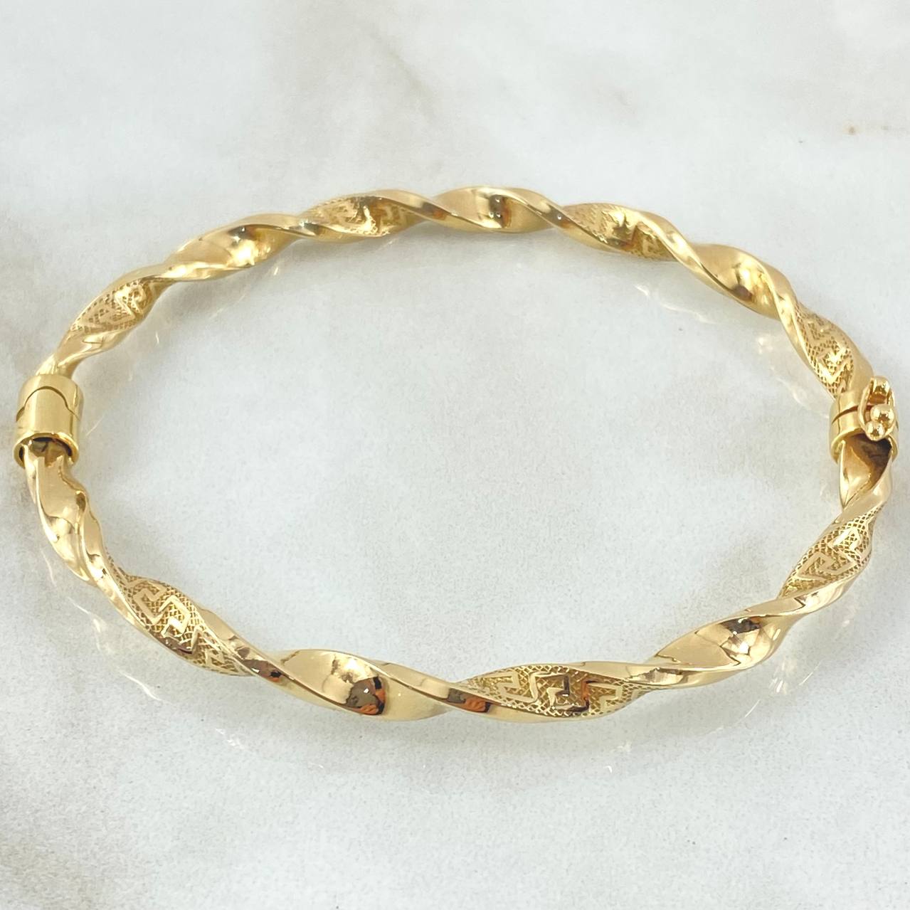 Pulso Aro Entorchado 6.75gr / 20cm / +4 Oro 18K *