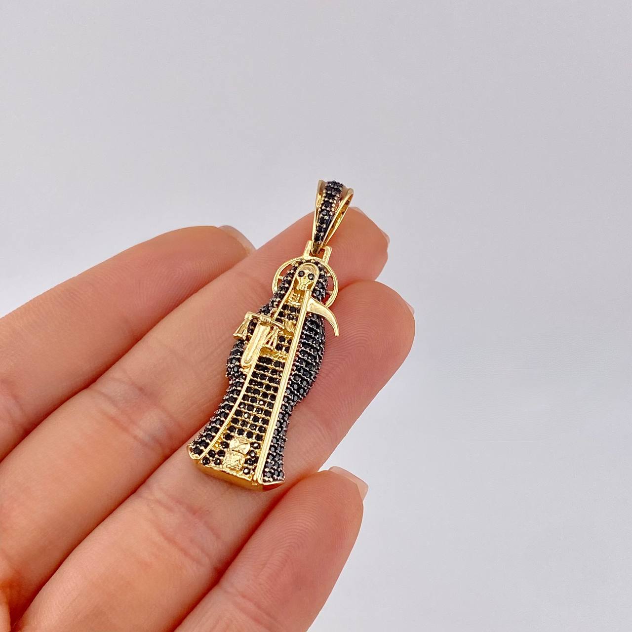 Dije Santa Muerte 7.05 g / 4.6 cm Oro Amarillo 18K