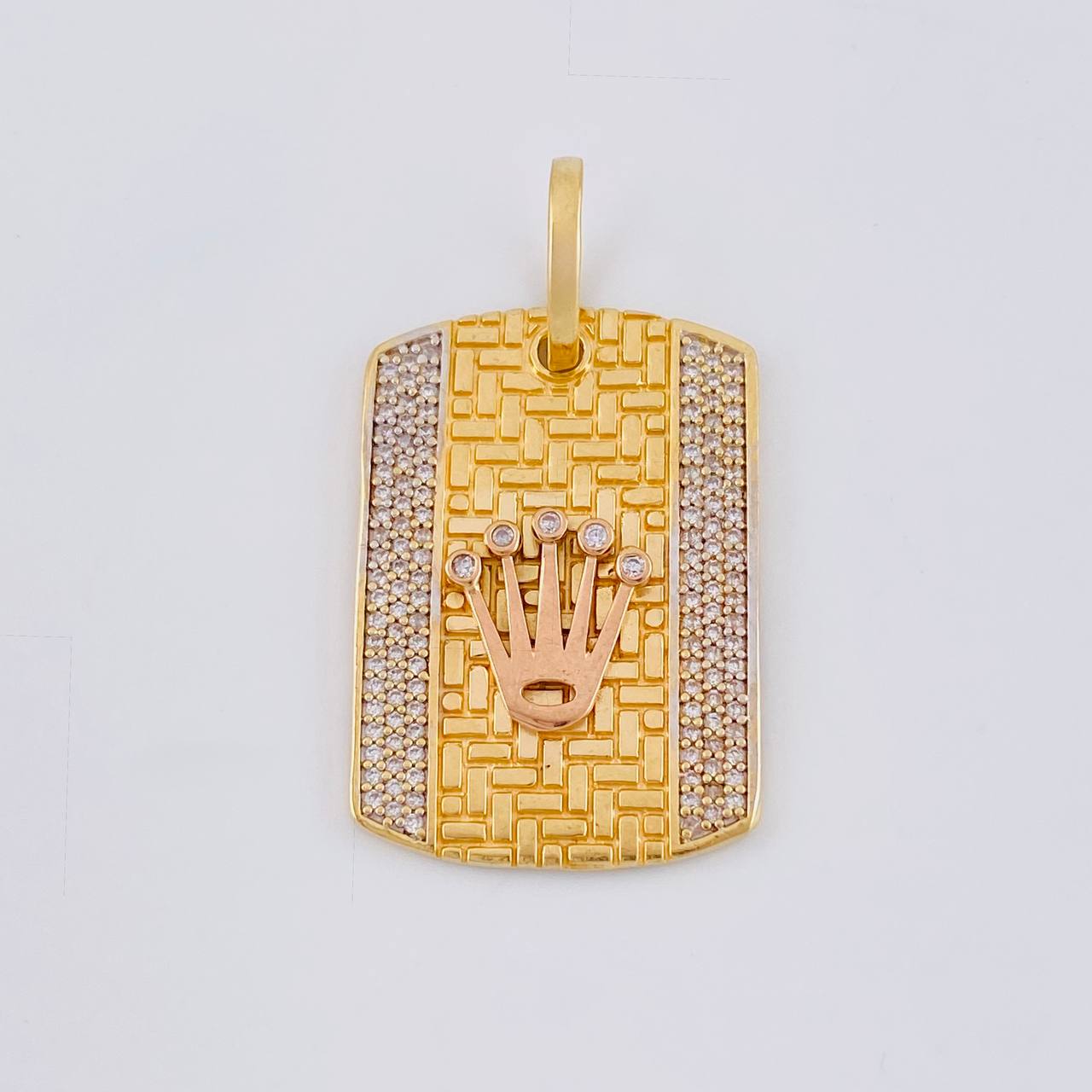 Dije Placa Corona 9.3 g / 3.9 cm Oro Amarillo 18K