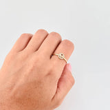 Anillo Aro Corazón Central 2.15 g / T8 Oro Amarillo 18K