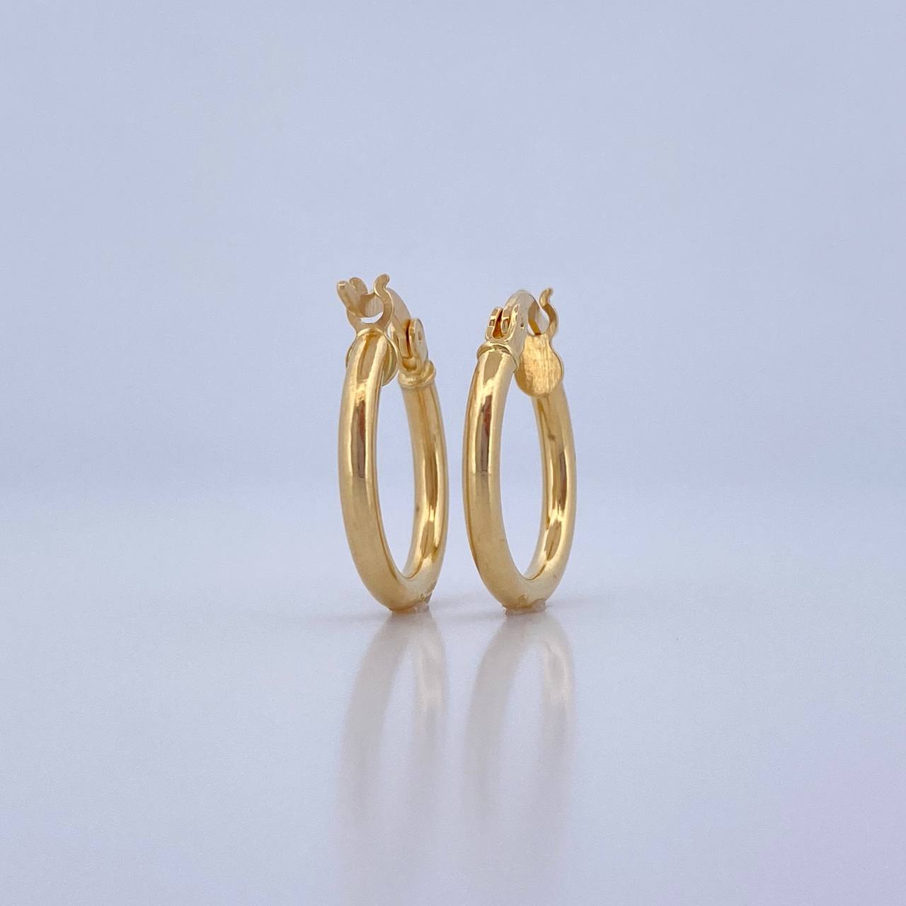 Candongas Jass 1.5gr / 2cm / Lisas Oro Amarillo 18K &