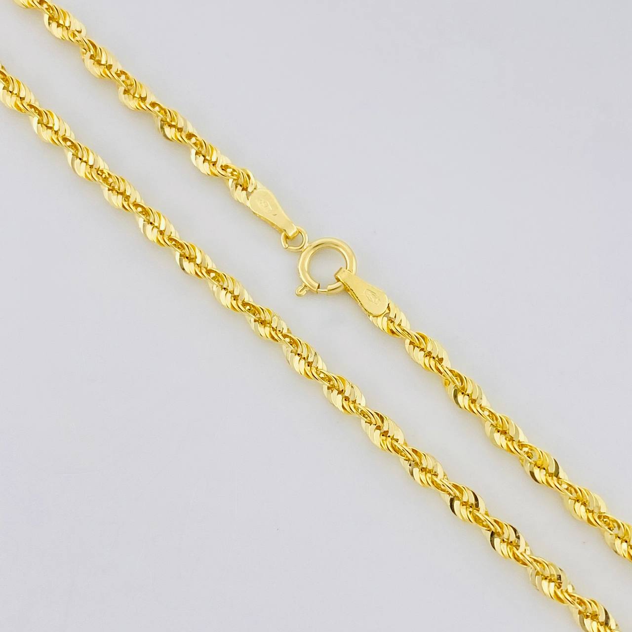Cadena Lazo 3.1g / 45cm / 2.65mm Oro Amarillo 18K