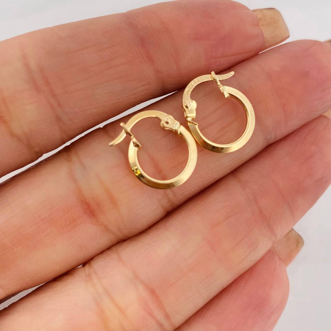 Candongas Clau 0.8g / 1.5cm Oro Amarillo 18K