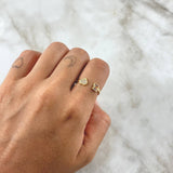 Anillo Abrazo Corazón Oso TS 1.65gr / T7 / Circones Blancos Multiculor Oro Amarillo 18K ©