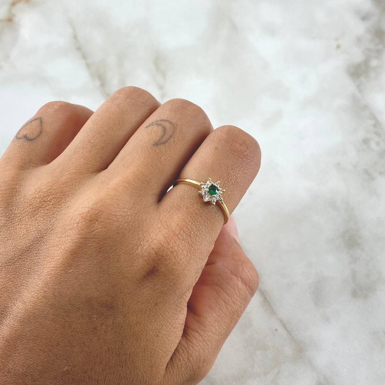Anillo Flor Octopetala 2.2gr / T7 / Circones Blancos Verde Oro Amarillo 18K