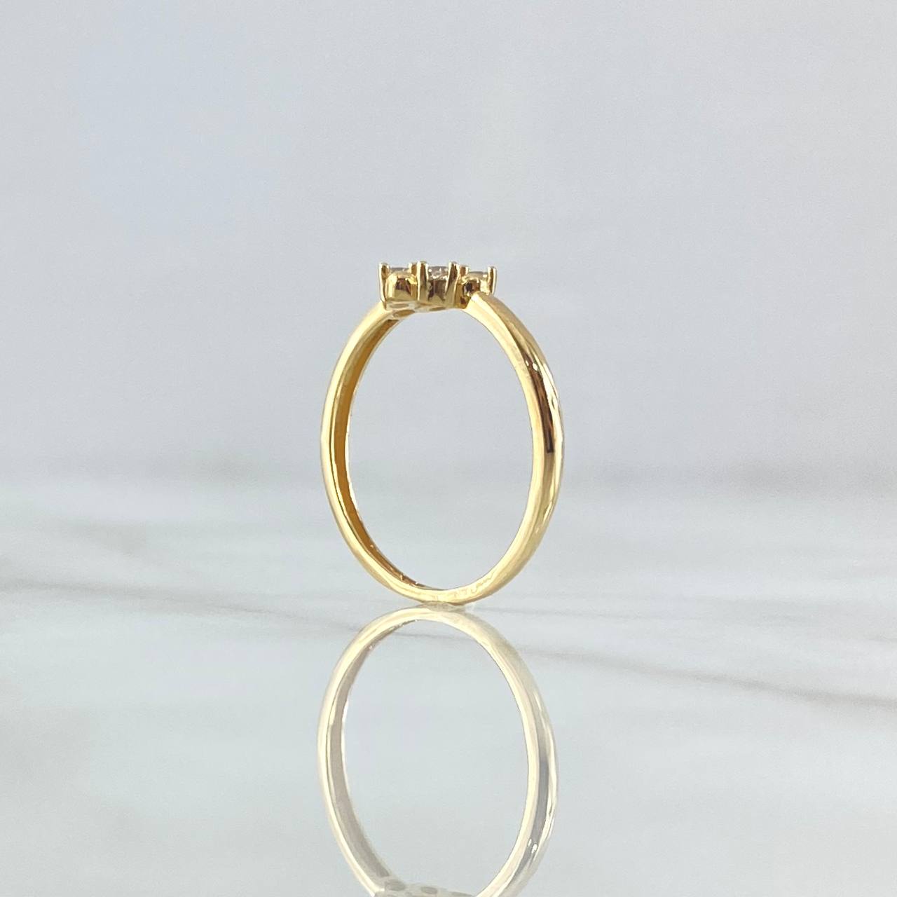 Anillo Cuarteto de Esferas 1.5gr / T6 / Circones Blancos Oro Amarillo 18K