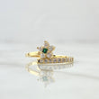 Anillo Flor Linea Super Puesta 2.35gr / T7 / Circones Blancos Verde Oro Amarillo 18K