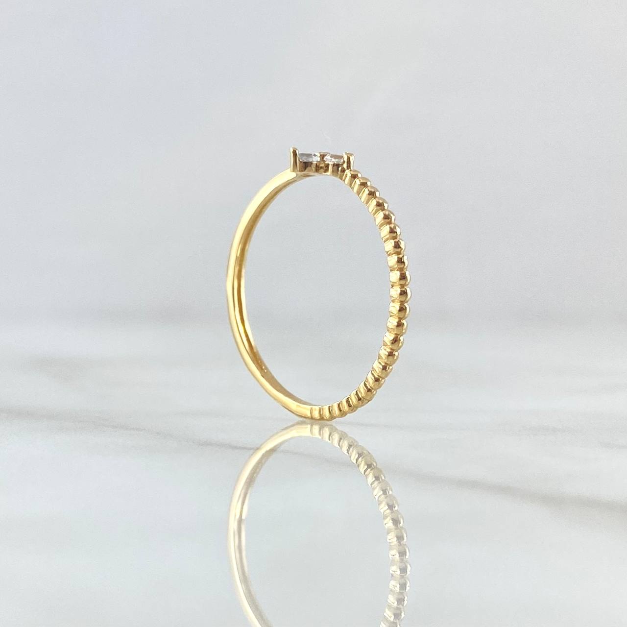 Anillo Flor Punteada Esferas 1.2gr / T7 3/4 / Circones Blancos Oro Amarillo 18K