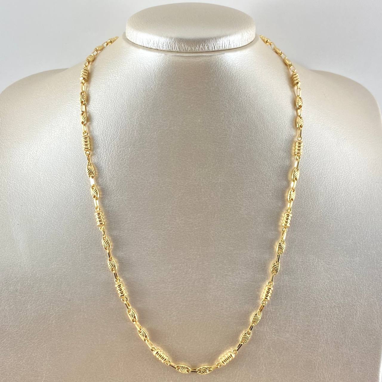 Cadena Rustica Cilindro Escama 9.3gr / 50cm / 4mm Rayada Oro Amarillo 18K ©