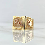 Anillo Sello Cuadrado Caballo Corona 11.45gr / T10 1/2 / Circones Blancos Texturizado Dos Oros Amarillo Rosa 18K