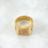 Anillo Sello Cuadrado Caballo Corona 11.45gr / T10 1/2 / Circones Blancos Texturizado Dos Oros Amarillo Rosa 18K